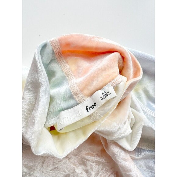 Aritzia WILFRED FREE Moon Pastel Tie Dye Velvet Cropped Turtleneck Top, Size XS - Picture 9 of 15